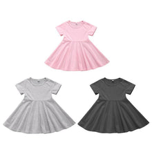 Carregar imagem no visualizador da galeria, Vestido Evasê Básico com Manga - Tamanhos de 2 a 7 anos