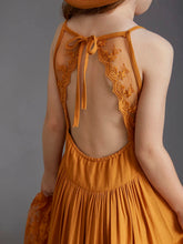 Carregar imagem no visualizador da galeria, Vestido de Renda de Manga Curta Infantil