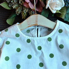 Carregar imagem no visualizador da galeria, Conjunto Vestido com Blusa Manga Borboleta - Tamanhos 0 a 5 anos
