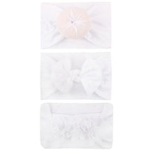 Carregar imagem no visualizador da galeria, Conjunto Faixa 3 Peças Flor Nó e Laço