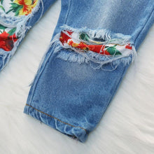 Carregar imagem no visualizador da galeria, Conjunto Calça Jeans e Ciganinha - Tamanhos de 1 a 5 anos