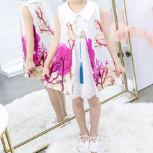 Carregar imagem no visualizador da galeria, Vestido Trapézio Estampa Paisagem - Tamanhos de 3 a 11 anos