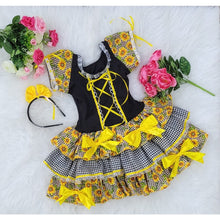 Carregar imagem no visualizador da galeria, Vestido Quadrilha Junino Caipira Preto e Amarelo Xadrez Infantil Criança Luxo