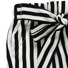 Carregar imagem no visualizador da galeria, Conjunto Chic Listras - Tamanhos de 1 a 6 anos