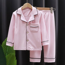 Carregar imagem no visualizador da galeria, Pijama Longo Infantil Flanela Abotoado | Estilo Americano #Unissex | Tam 2-10 anos