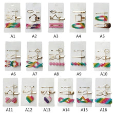 Carregar imagem no visualizador da galeria, Conjunto 3 Grampos de Cabelo Metal e Pérolas