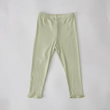 Carregar imagem no visualizador da galeria, Pijama Infantil (1-6 anos) Oslo | 100% Algodão | Unissex #Outono #ScandiStyle