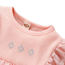 Carregar imagem no visualizador da galeria, Vestido com Chapéu e Babados - Tamanhos de 3 meses a 2 anos