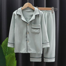 Carregar imagem no visualizador da galeria, Pijama Longo Infantil Flanela Abotoado | Estilo Americano #Unissex | Tam 2-10 anos