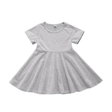 Carregar imagem no visualizador da galeria, Vestido Evasê Básico com Manga - Tamanhos de 2 a 7 anos