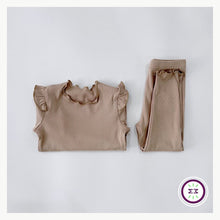 Carregar imagem no visualizador da galeria, Pijama Infantil (1-6 anos) Oslo | 100% Algodão | Unissex #Outono #ScandiStyle