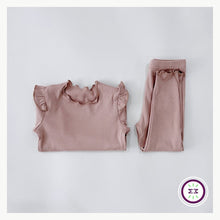 Carregar imagem no visualizador da galeria, Pijama Infantil (1-6 anos) Oslo | 100% Algodão | Unissex #Outono #ScandiStyle