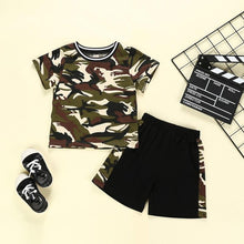 Carregar imagem no visualizador da galeria, Conjunto Boy Camuflado - Tamanhos de 6 meses a 5 anos