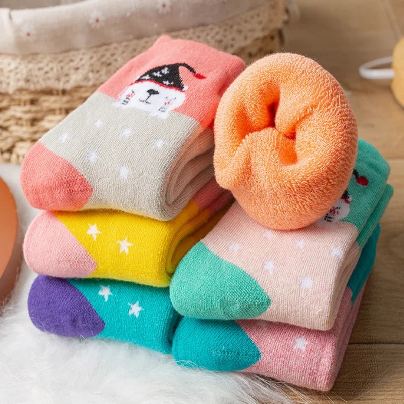 Kit with 5 Pairs of Unisex Plush Kids Socks