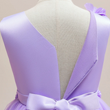 Party Dresses in Lace with Bows and Petals