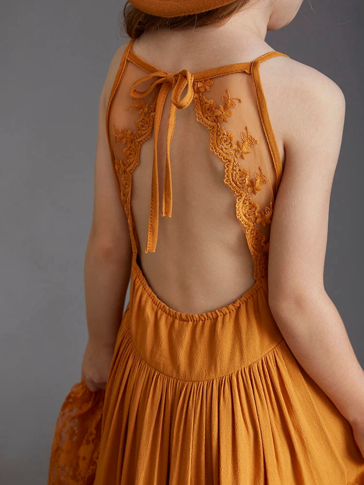 Short-sleeved lace dress for Kids.