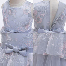 Carregar imagem no visualizador da galeria, Vestido Festa Princesas - Tamanhos de 0 a 5 anos
