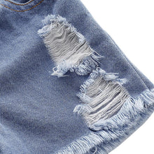 Carregar imagem no visualizador da galeria, Conjunto Camiseta + Shorts Jeans - Tamanhos de 1 a 4 anos
