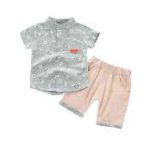 Carregar imagem no visualizador da galeria, Conjunto Boy Flower - Tamanhos 6 meses a 4 anos
