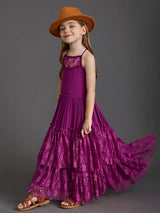 Short-sleeved lace dress for Kids.