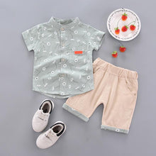 Carregar imagem no visualizador da galeria, Conjunto Boy Flower - Tamanhos 6 meses a 4 anos

