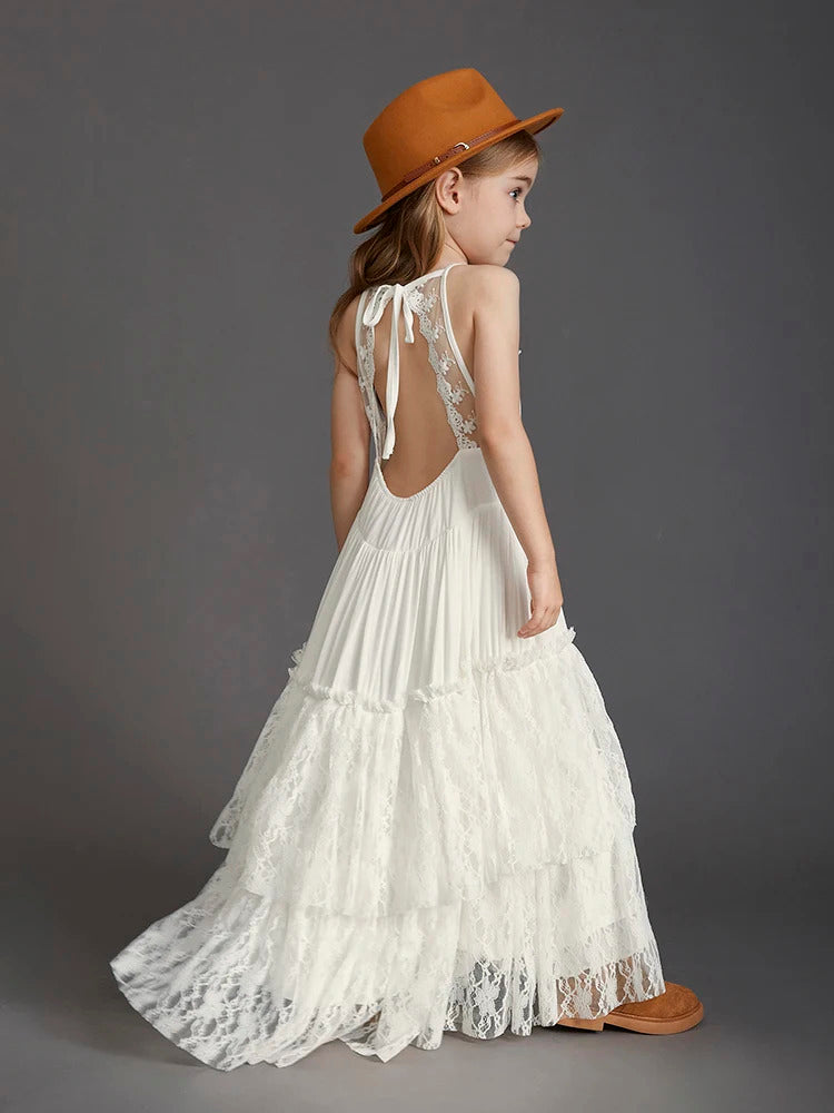 Short-sleeved lace dress for Kids.
