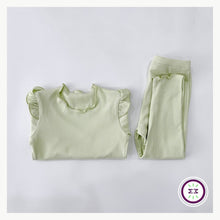 Carregar imagem no visualizador da galeria, Pijama Infantil (1-6 anos) Oslo | 100% Algodão | Unissex #Outono #ScandiStyle
