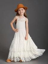 Short-sleeved lace dress for Kids.