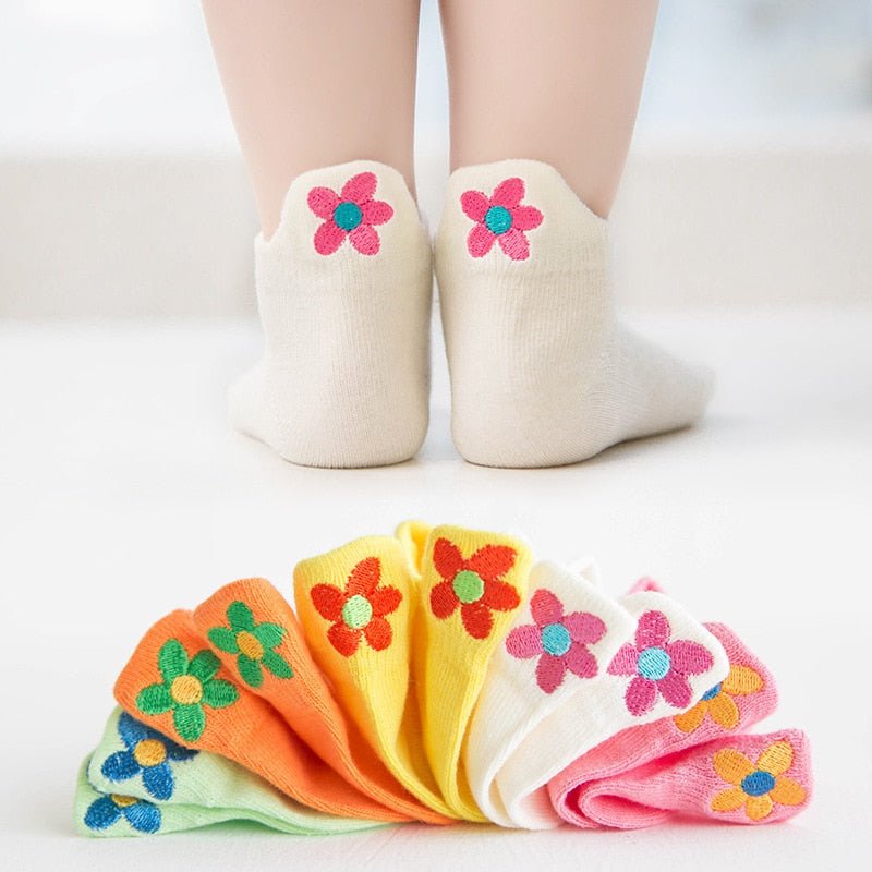 Kit with 5 Pairs of Fun Kids Socks -