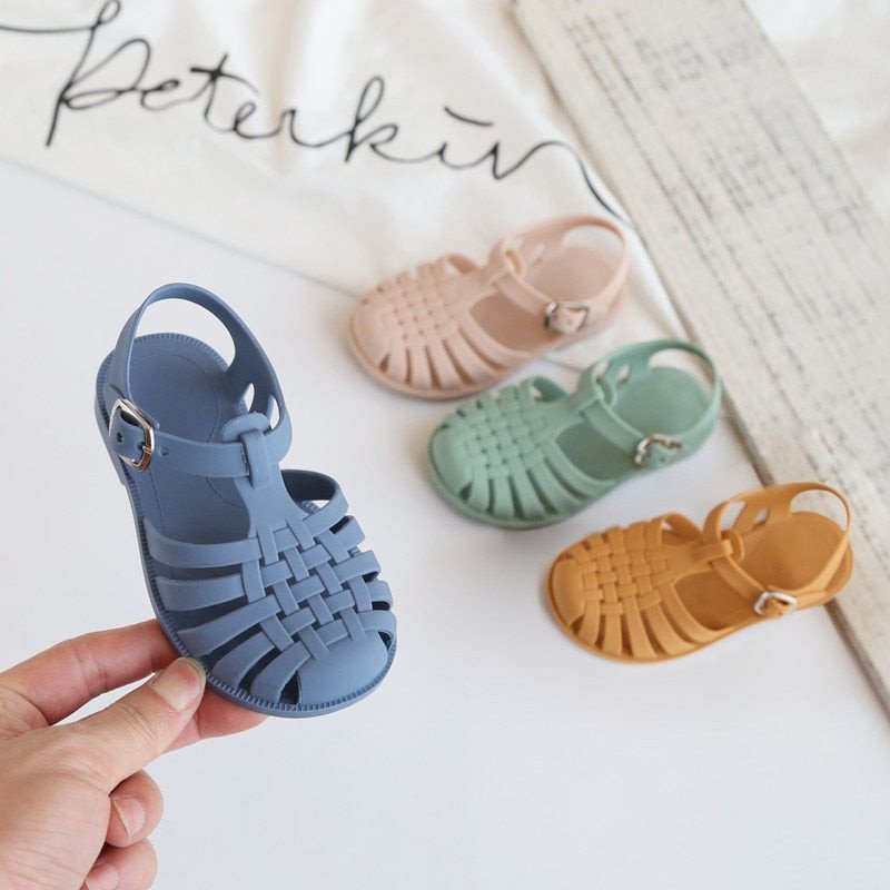 Sandals for girls