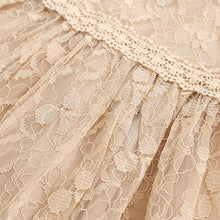 Carregar imagem no visualizador da galeria, Vestido Princesa Rendado - Tamanhos de 1 a 6 anos
