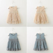 Carregar imagem no visualizador da galeria, Vestido Princesa Rendado - Tamanhos de 1 a 6 anos

