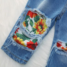 Carregar imagem no visualizador da galeria, Conjunto Calça Jeans e Ciganinha - Tamanhos de 1 a 5 anos
