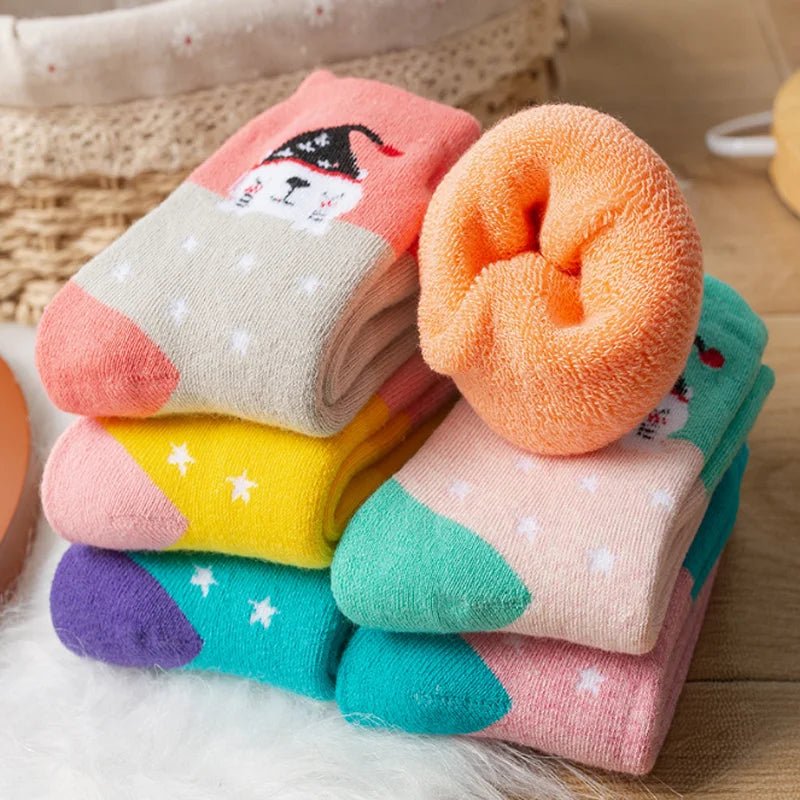 Kit with 5 Pairs of Unisex Plush Kids Socks