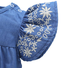 Carregar imagem no visualizador da galeria, Body Jeans Manga Bordada - Tamanhos de 3 meses a 3 anos
