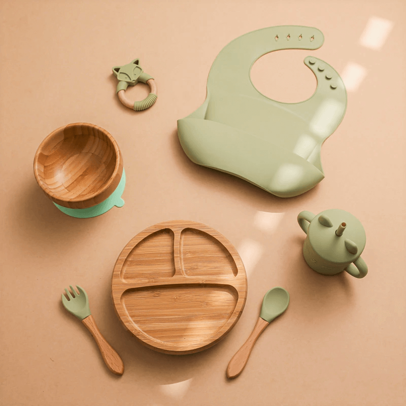 Animal Feeding Kit (7 Pieces)