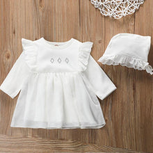Carregar imagem no visualizador da galeria, Vestido com Chapéu e Babados - Tamanhos de 3 meses a 2 anos
