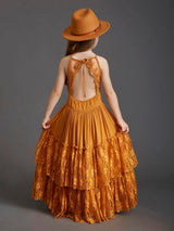 Short-sleeved lace dress for Kids.