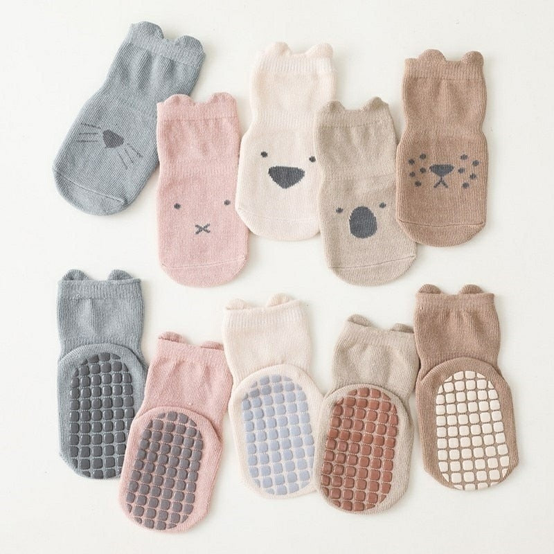 3 Pairs of Non-Slip Cartoon Socks