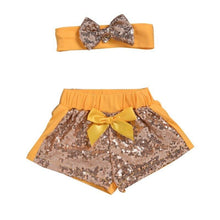 Carregar imagem no visualizador da galeria, Conjunto Paetês Shorts + Faixa  - Tamanhos 0 a 2 anos
