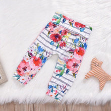 Carregar imagem no visualizador da galeria, Conjuntinho Amor a Primeira Vista Baby  Boy e Girl - Tamanhos 0 a 12 meses
