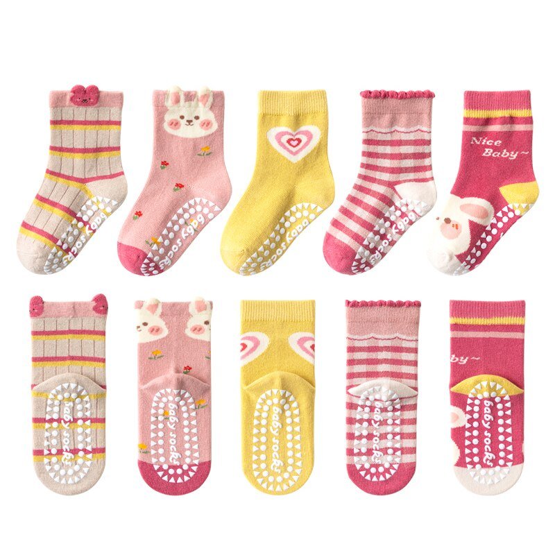 Set of 5 Pairs of Kids Cotton Socks – Non-slip – Various Themes