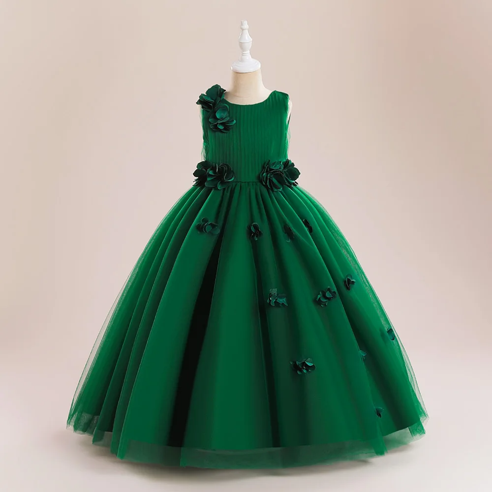 Party Dresses in Lace with Bows and Petals