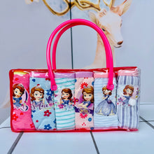 Carregar imagem no visualizador da galeria, Bolsinha com 6 Calcinhas Infantis - Diversos Temas
